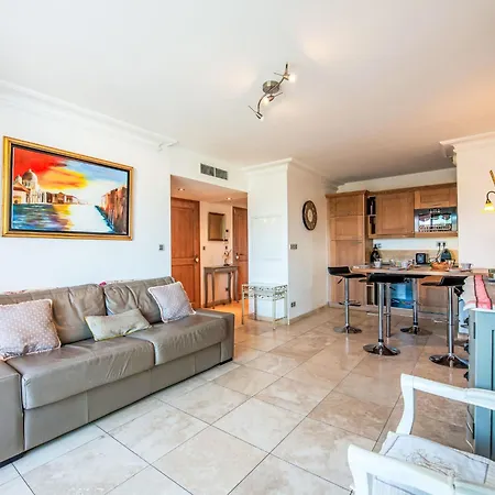 Le Domaine De La Baie-4 By Interhome